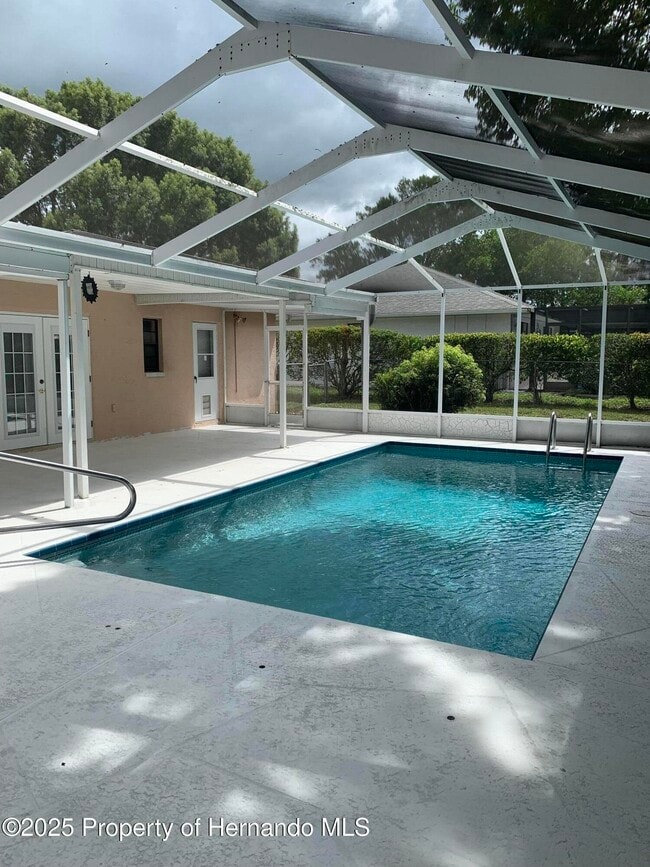 Building Photo - 4143 Montano Ave