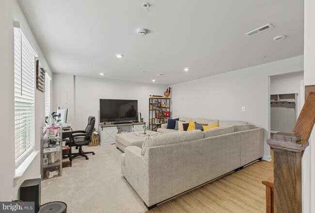 Building Photo - 5503 Billenca Ln