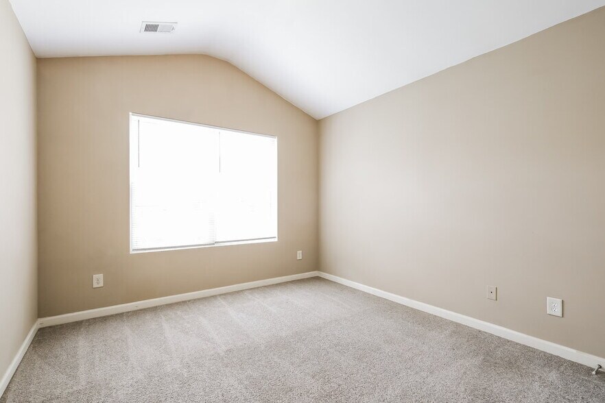 Building Photo - 1088 Sandy Bank Ct NE