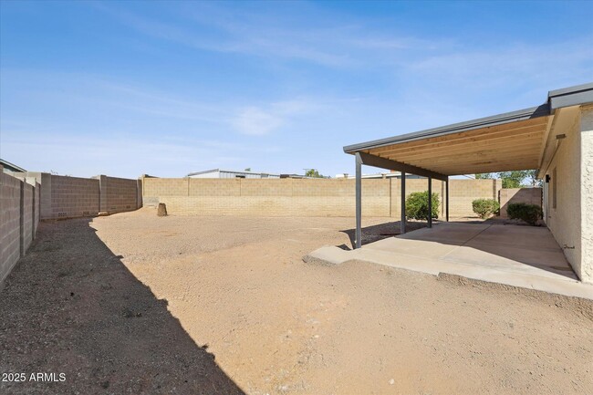 Building Photo - 9554 E Dallas St