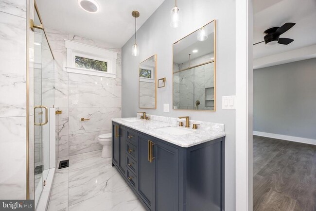 Building Photo - 5692 King Stuart Dr