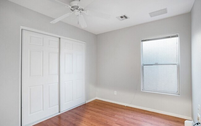 Building Photo - 541 Warminster Ave