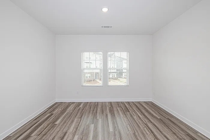 Building Photo - Room in Townhome on Bryce Ave