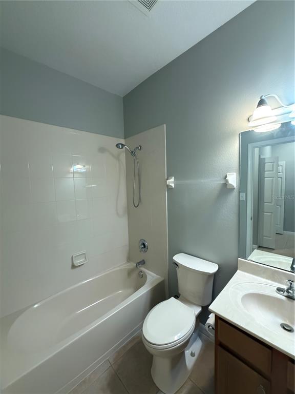 Building Photo - 3402 Parkridge Cir