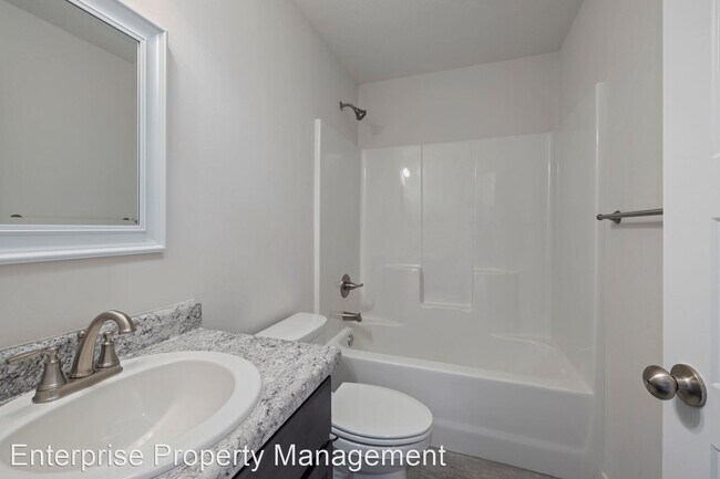 Building Photo - 3 br, 2 bath House - 1510 E Habersham