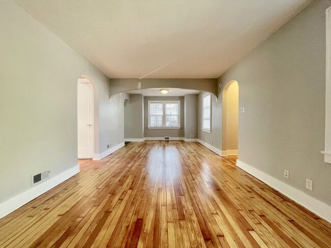 Building Photo - Two Bedroom Home in Muskegon