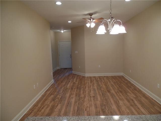 Large family room, 9 foot ceilings, hardwood floors - 221 Bella Sera Ln