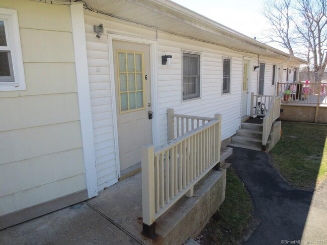 Building Photo - 7 Brookdale St