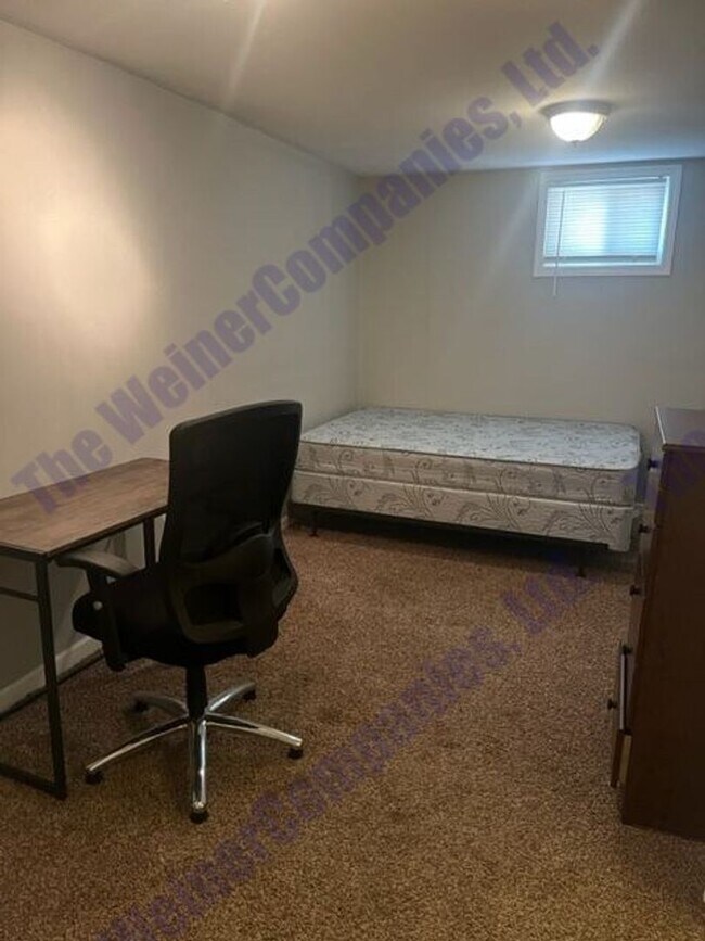 Building Photo - Available August 21st 2026!