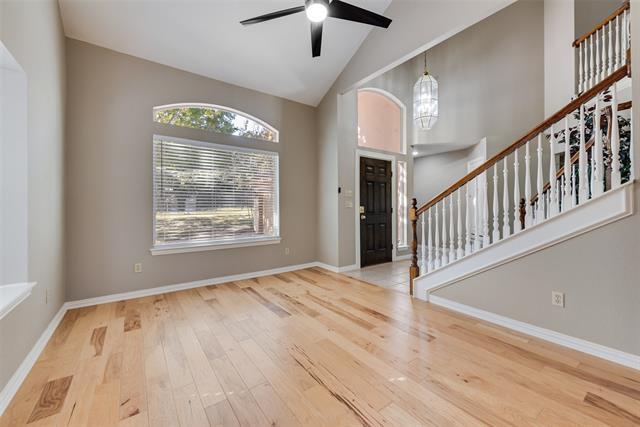 Building Photo - 2569 Castle Cir