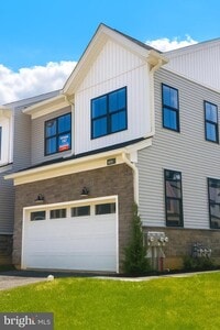 Building Photo - 401 HARTNUP St