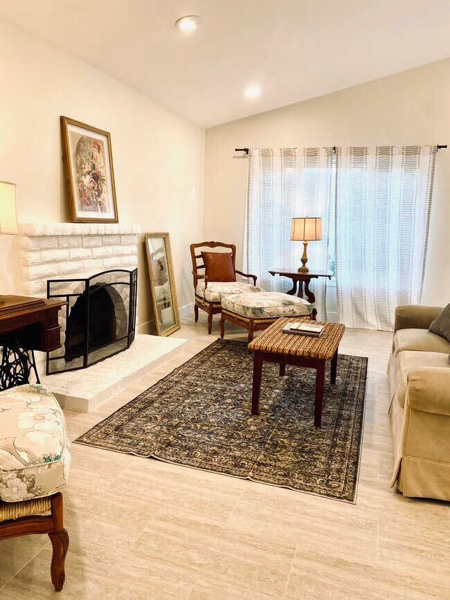 Building Photo - 31121 Via Santo Tomas