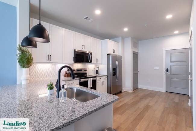 Building Photo - 435 Encore Way