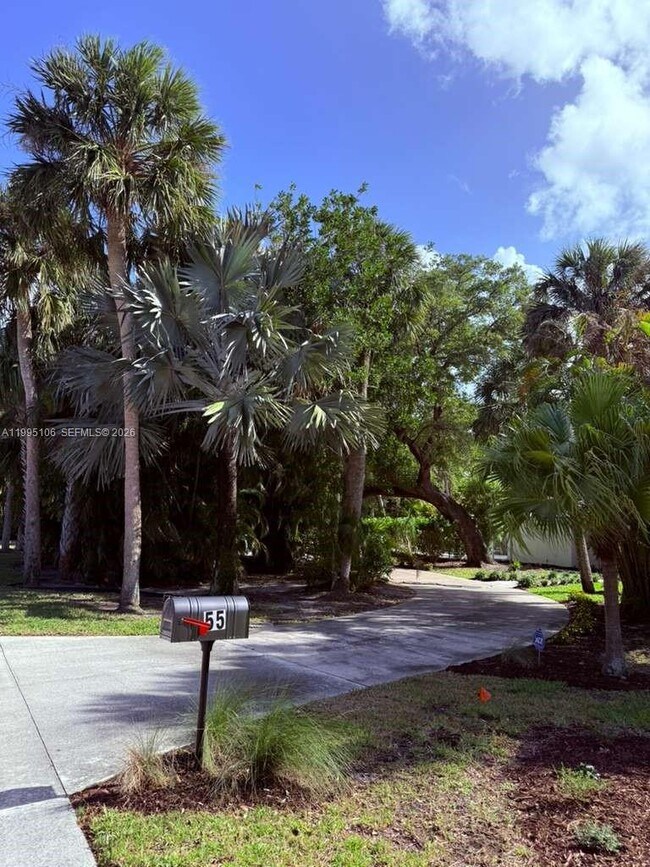 Building Photo - 55 N Sewalls Point Rd