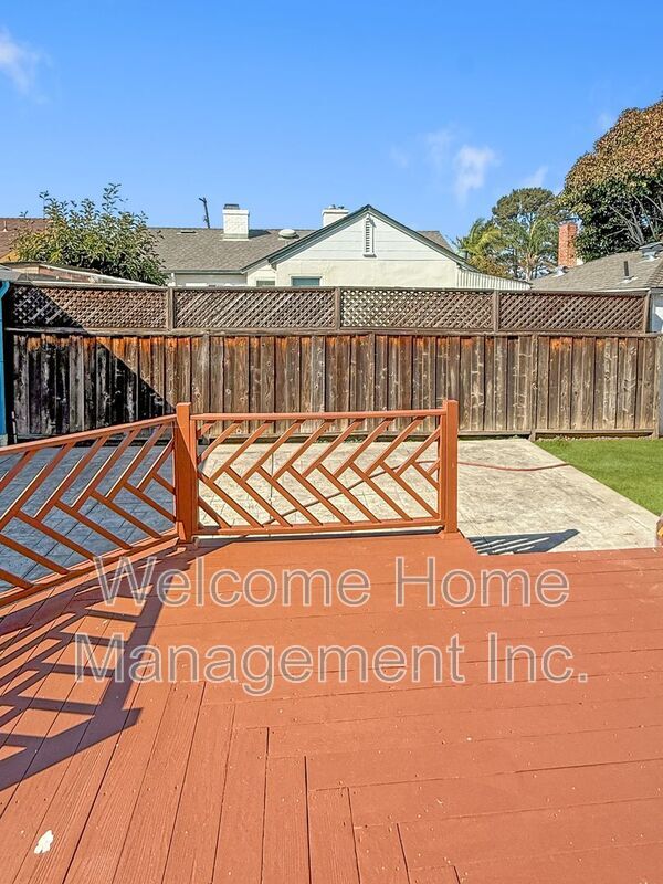 Building Photo - 184 Farrelly Dr