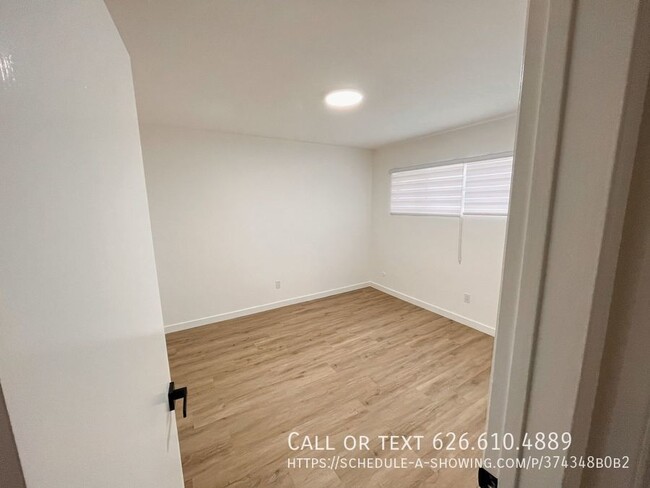 Building Photo - 1313 Huntington Dr