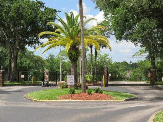 Building Photo - 4911 Sunnybrook Dr