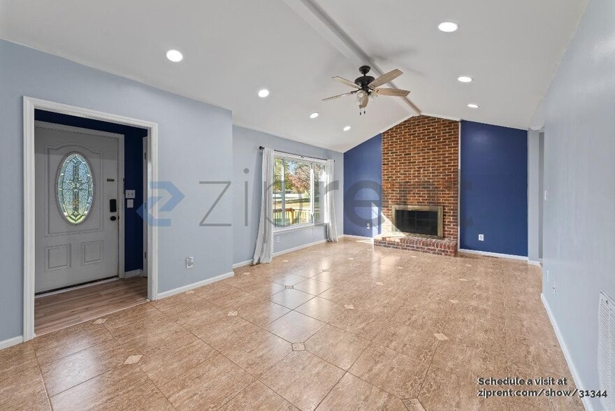 Building Photo - 2502 Foxworth Dr