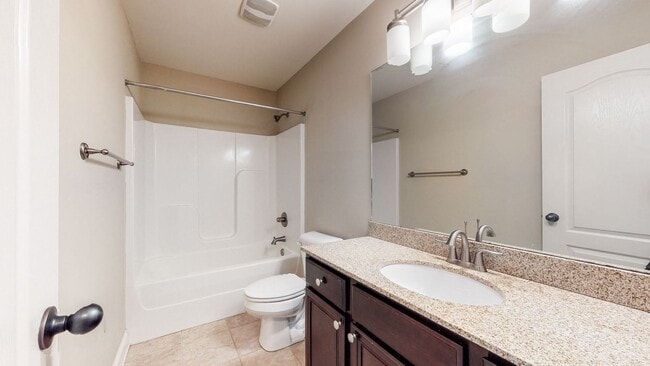 Building Photo - 802 Urton Woods Way