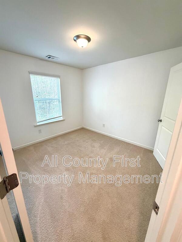 Building Photo - 887 Society Cir