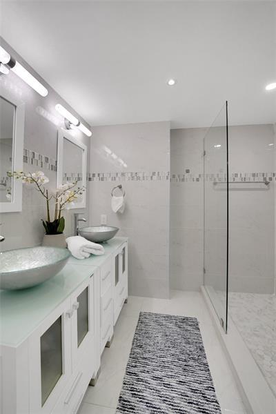 Building Photo - 3430 Galt Ocean Dr