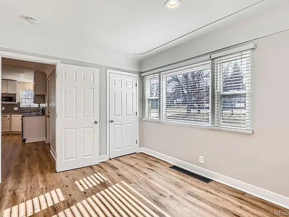 Building Photo - 5475 Primrose Ln