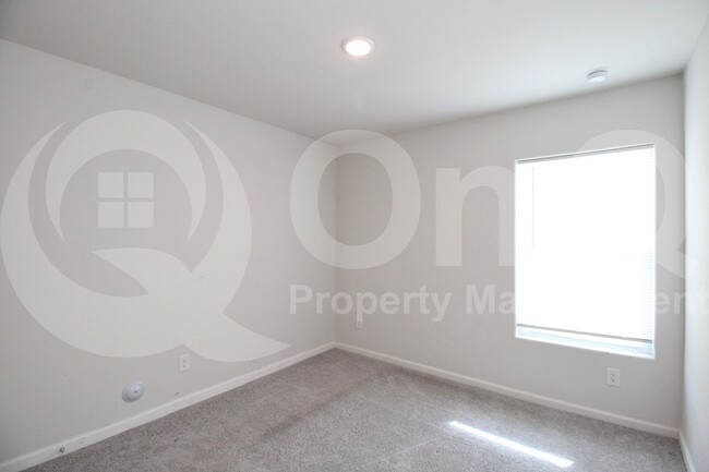 Building Photo - 14147 S Vera Cruz Rd