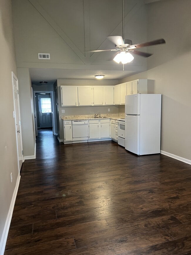 Building Photo - 4901 Charwood Trail NW