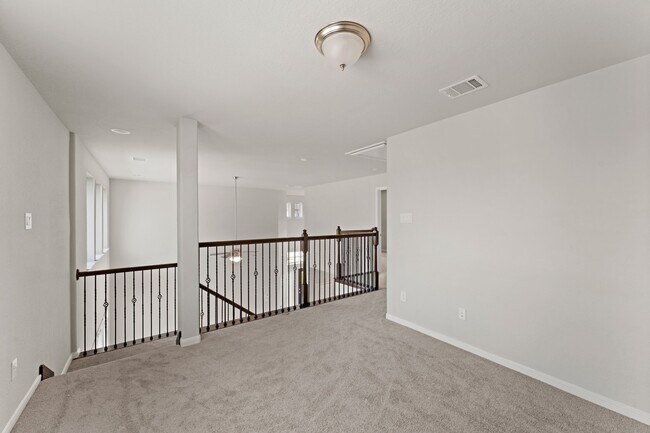 Building Photo - 6322 Prince Pl Dr