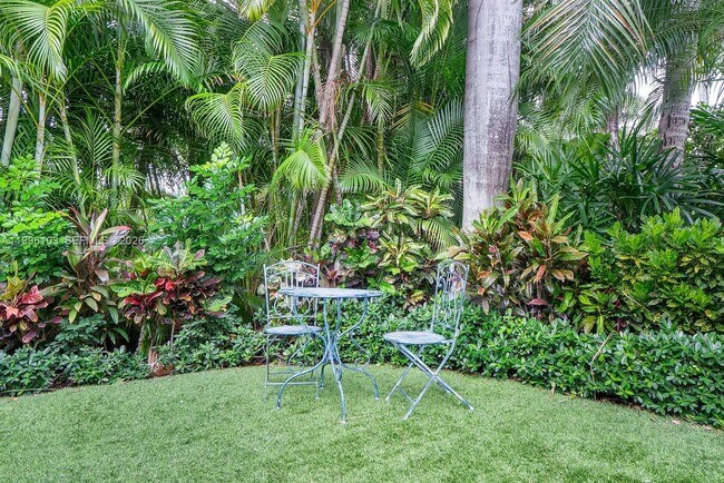 Building Photo - 226 Chilean Ave