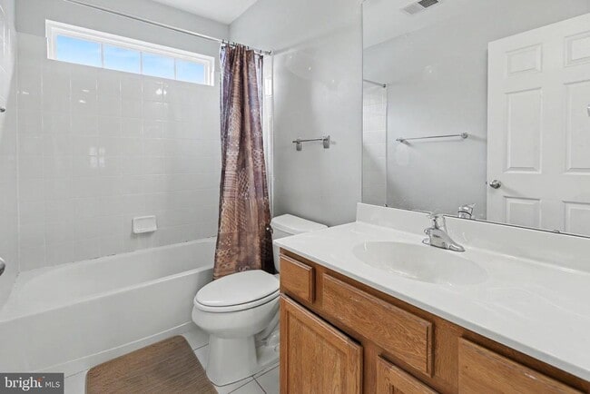 Building Photo - 228 Leffler Cir