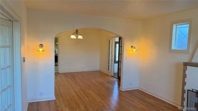 Building Photo - 1447 S Broadway