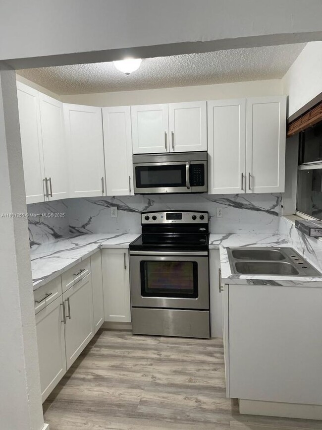 Primary Photo - 5491 W 24th Ave