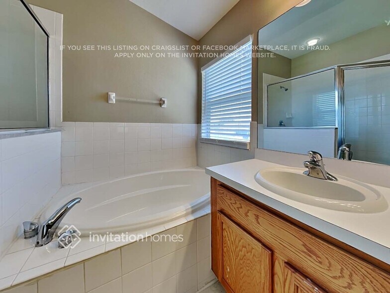 Building Photo - 3525 Trapnell Ridge Dr