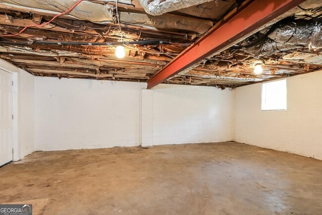 Building Photo - 833 Brian Ln