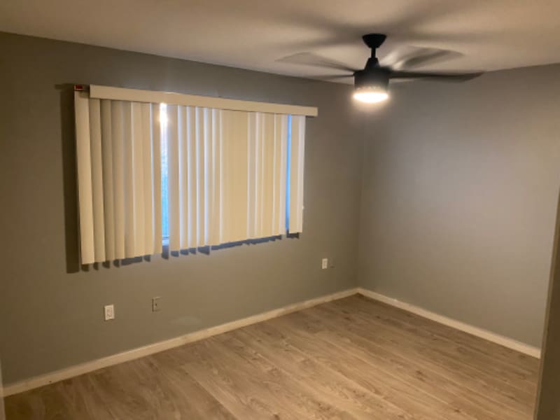 Building Photo - 3331 W Del Monico Ln