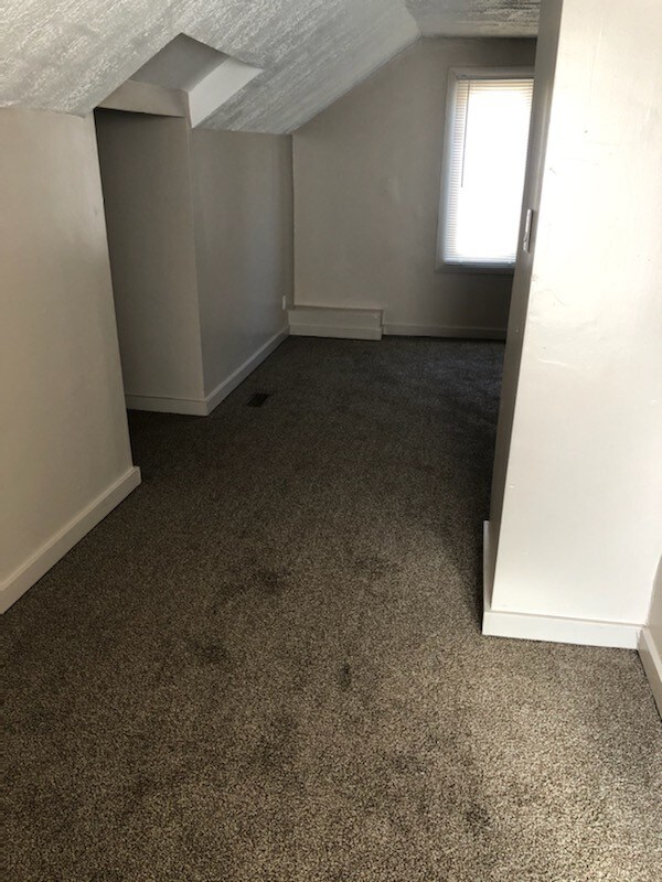 Building Photo - 20560 Goulburn Ave