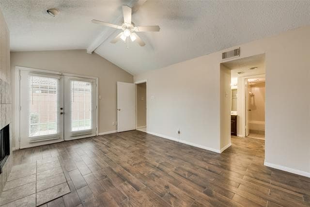 Building Photo - 2642 Encina Dr