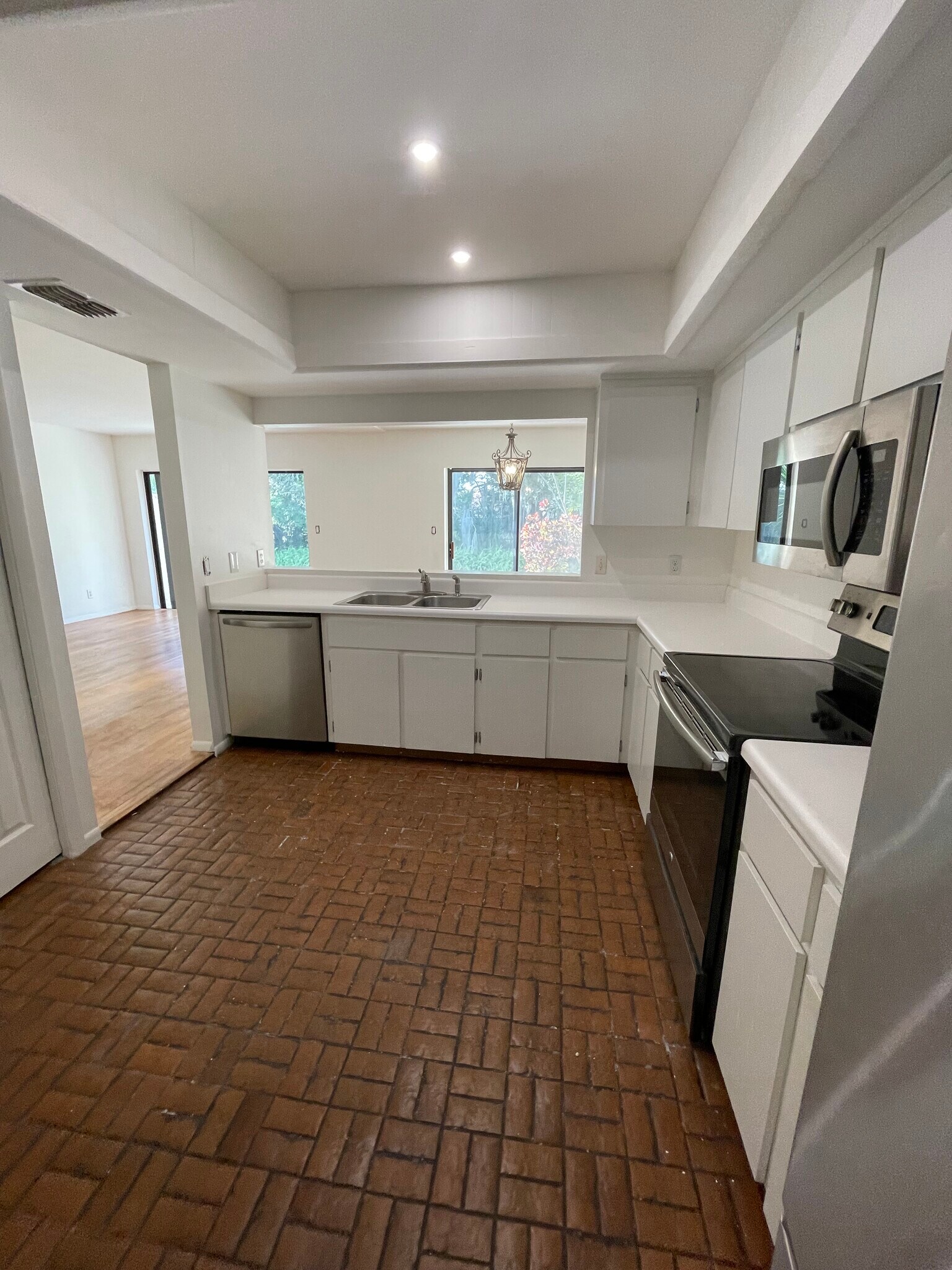 Building Photo - 8326 Tangelo Tree Dr