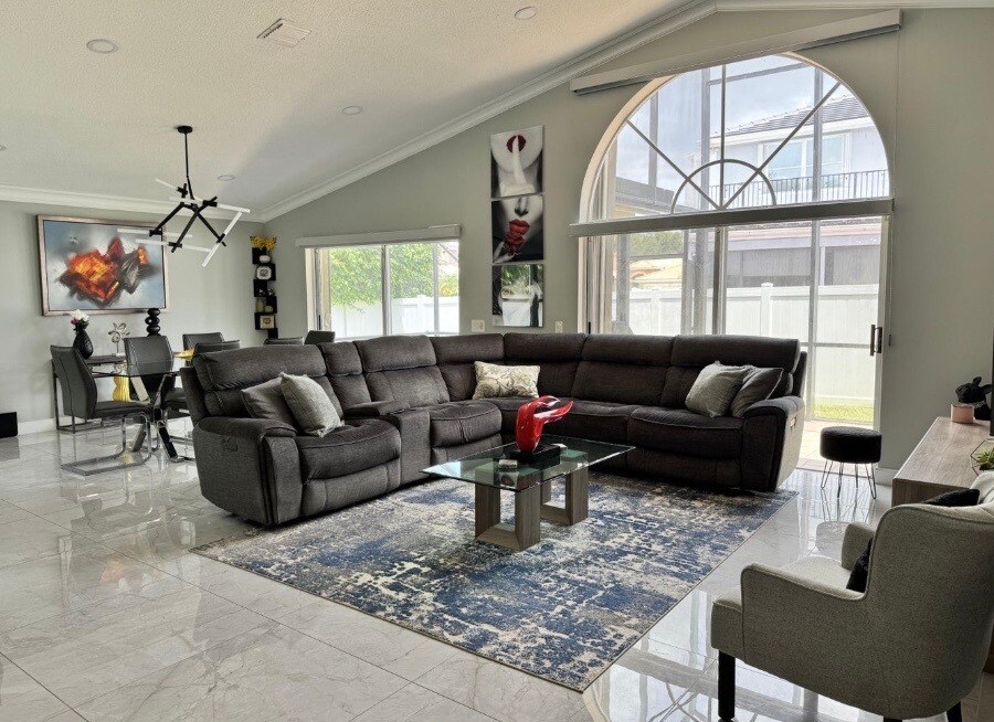 Building Photo - 18038 Rhumba Way