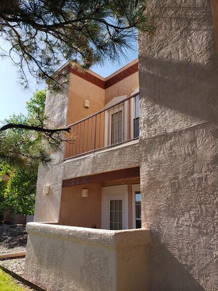Building Photo - 2501 W Zia Rd