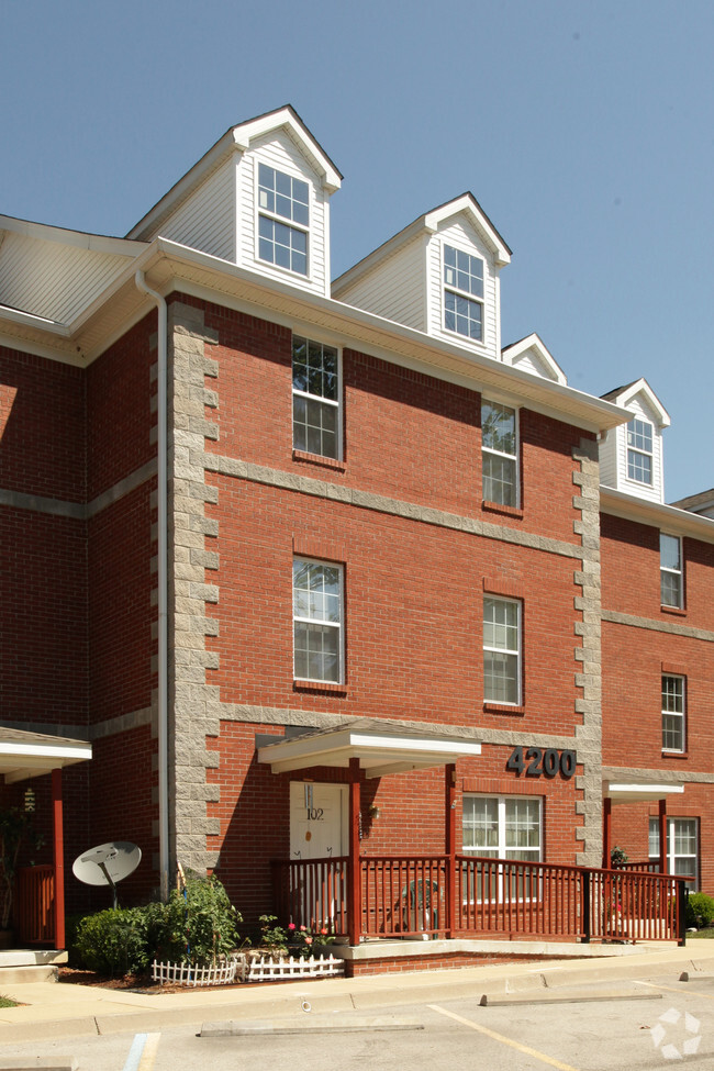 Building Photo - Serenity Court Apartments