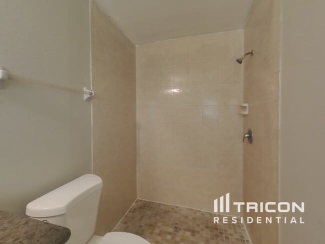 Building Photo - 2273 Seward Cir