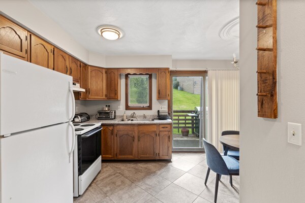 Building Photo - 0 Spanish Manor