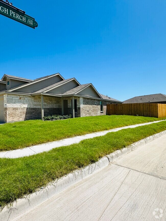 Building Photo - 1447 Dovekie Dr