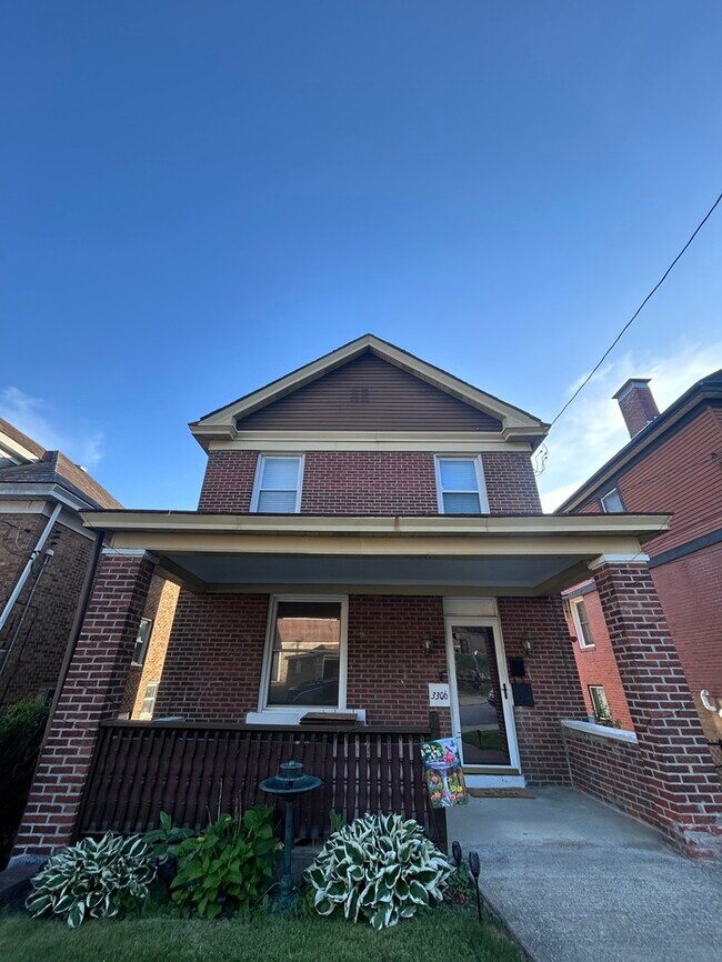 Building Photo - 3306 Regan Ave