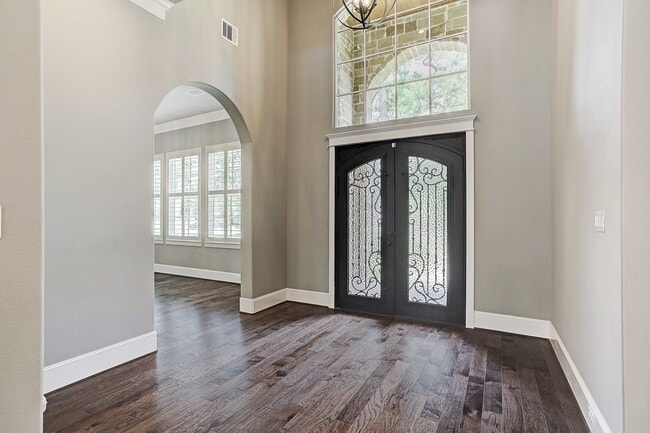 Building Photo - 325 Bunker Hill Rd