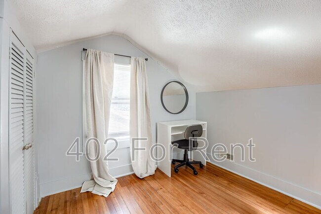 Building Photo - 4806 Charles St