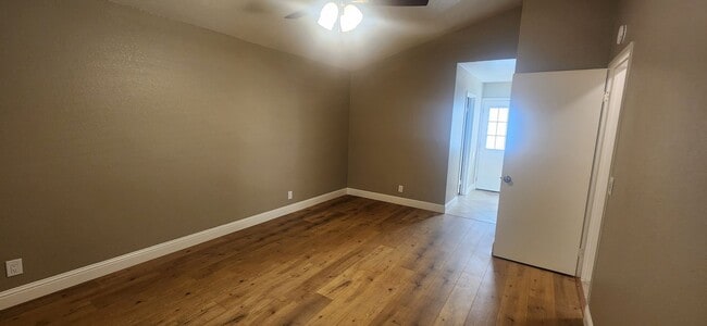 Building Photo - Updated 3 Bedroom 2 Bathroom Home in Pocke...