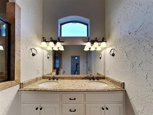 Building Photo - 1529 Sienna Ct